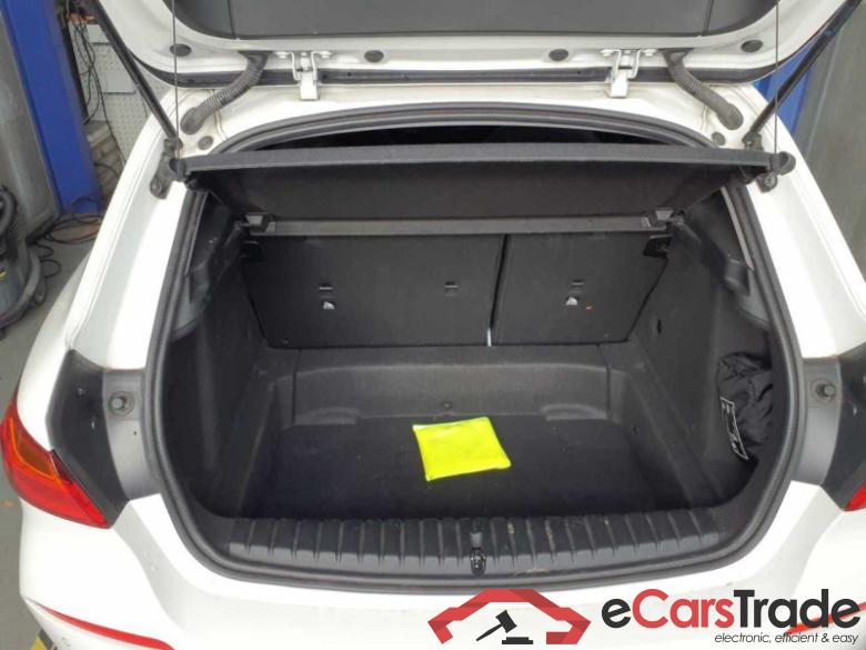 BMW 1er Limousine (F40)(2019->) DE - LimS5 116d EU6d, (EURO 6d), 2020 - 2024 #4