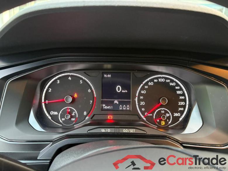 VOLKSWAGEN Polo Polo Trendline 1.0 59 kW (80 ch) 5 vitesses manuel #4