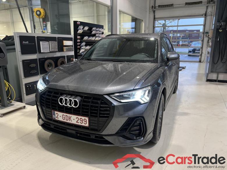 AUDI Q3 PHEV S line 45 TFSI e  180(245) kW(pk) S tronic #3