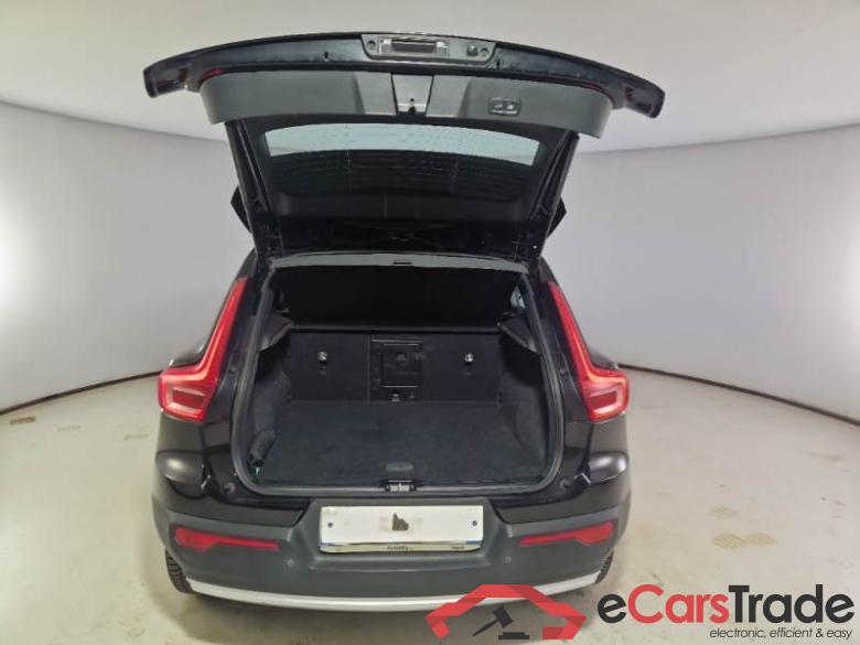 VOLVO XC40 / 2021 / 5P / SUV T4 RECHARGE PLUG-IN AUTO CORE #5