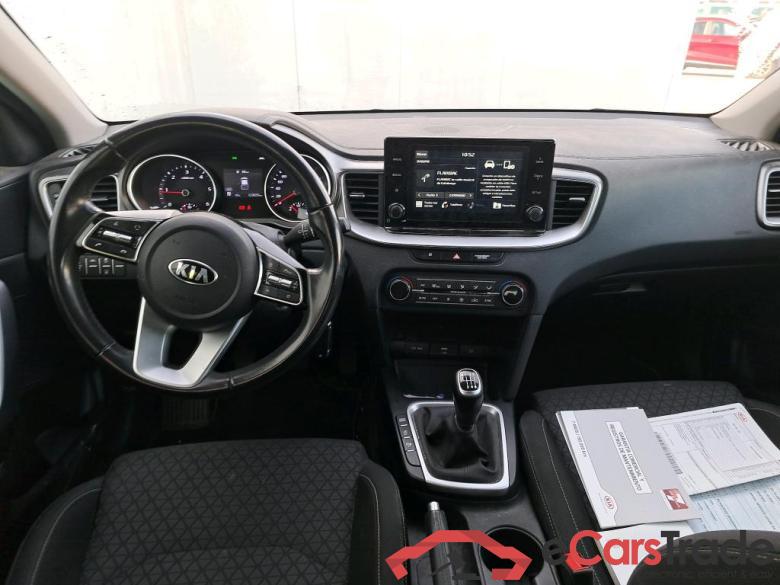 KIA Ceed / 2018 / 5P / berlina con portón 1.6 MHEV iMT 100kW (136CV) Drive #3