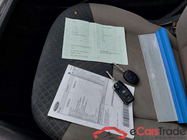 FORD Transit Courier / 2014 / 4P / combi Kombi 1.5 TDCi 56kW Trend #5