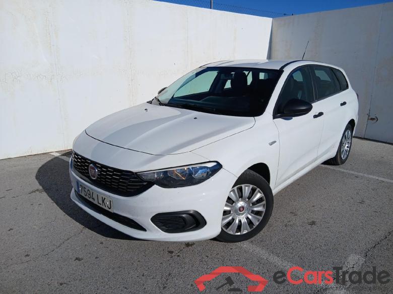 FIAT Tipo / 2015 / 5P / familiar SW 1.6 Multijet 88kW (120CV) Business #1