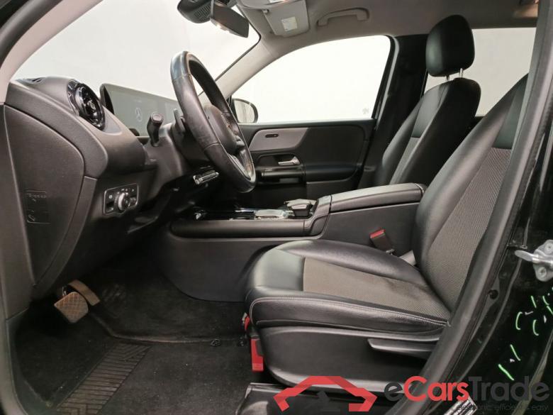 Mercedes-Benz GLB GLB 180 d Business Solution 5d #3