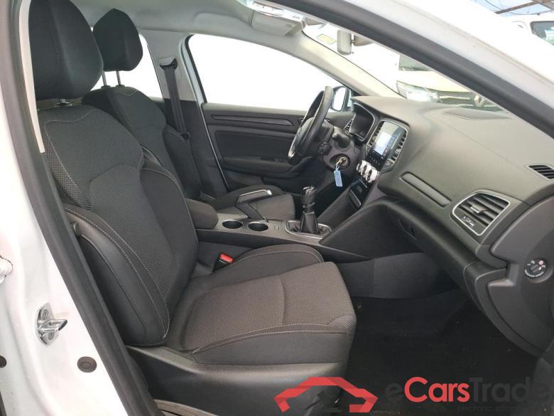 Megane IV Berline 5pt. Société Air Nav 1.5 dCi 90CV BVM6 E6 #6