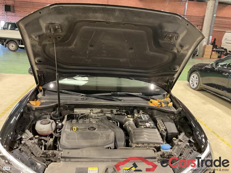 AUDI Q3 1.5 35 TFSI S TRONIC S LINE BUSINESS ED #6