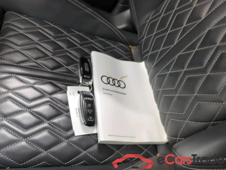 AUDI e-tron 300 kW #6