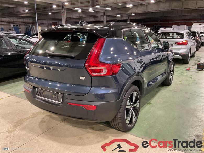 VOLVO XC40 78 KWH P8 AWD RECHARGE R-DESIGN #4