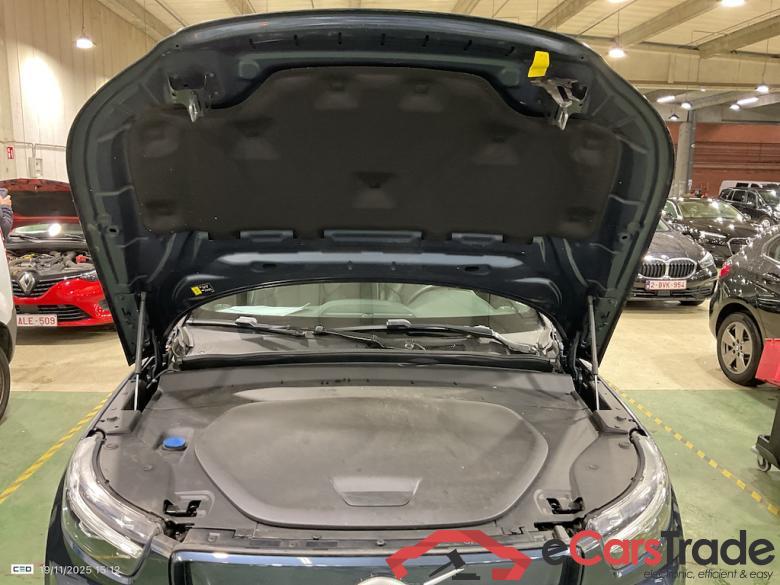 VOLVO XC40 78 KWH P8 AWD RECHARGE R-DESIGN #6