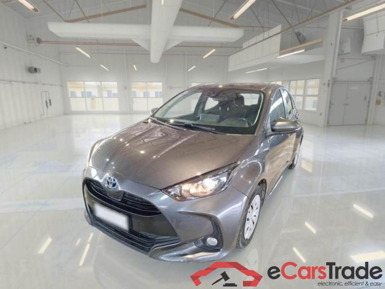 TOYOTA YARIS / 2020 / 5P / BERLINA HYBRID BUSINESS MY20 #1