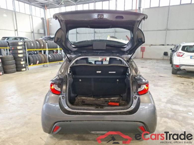 TOYOTA YARIS / 2020 / 5P / BERLINA HYBRID BUSINESS MY20 #5