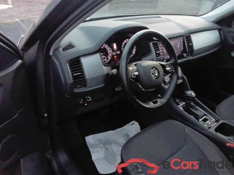 SKODA KODIAQ / 2021 / 5P / SUV 2.0 TDI 110KW EXECUTIVE DSG 7P #3