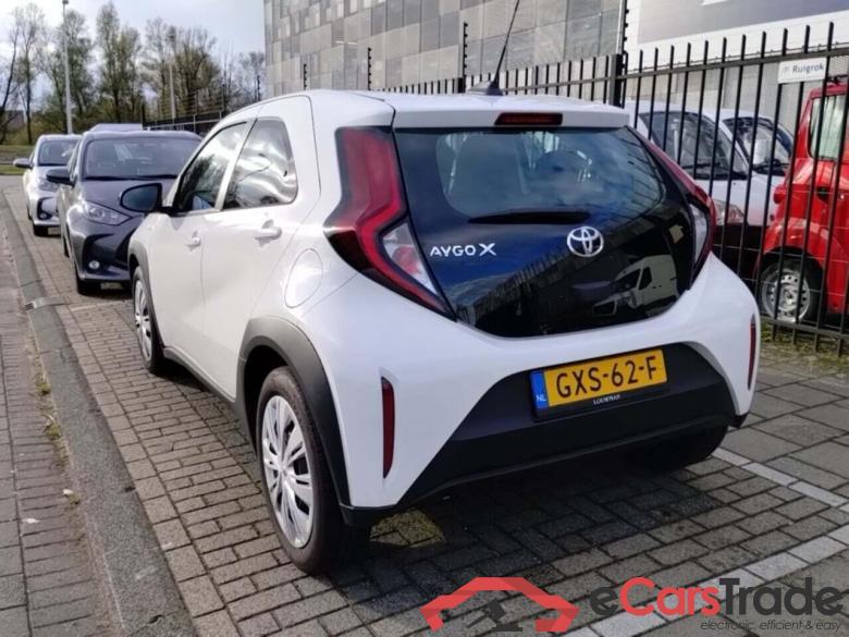 TOYOTA Aygo X 1.0 VVT-i MT Play #3