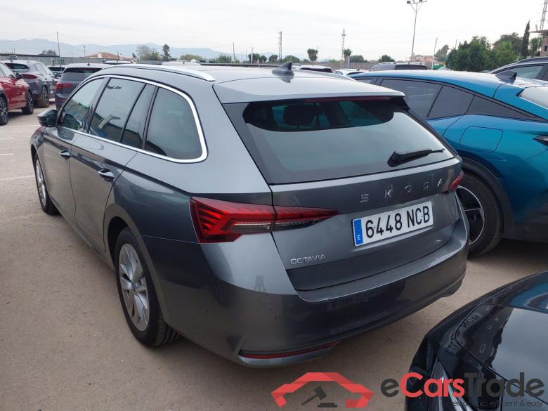 SKODA Octavia 2.0 TDI 110 kW (150CV) DSG 7 vel Automático Combi Design (Pano) #2