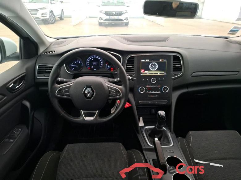 Megane IV Berline 5pt. Société Air Nav 1.5 dCi 90CV BVM6 E6 #5