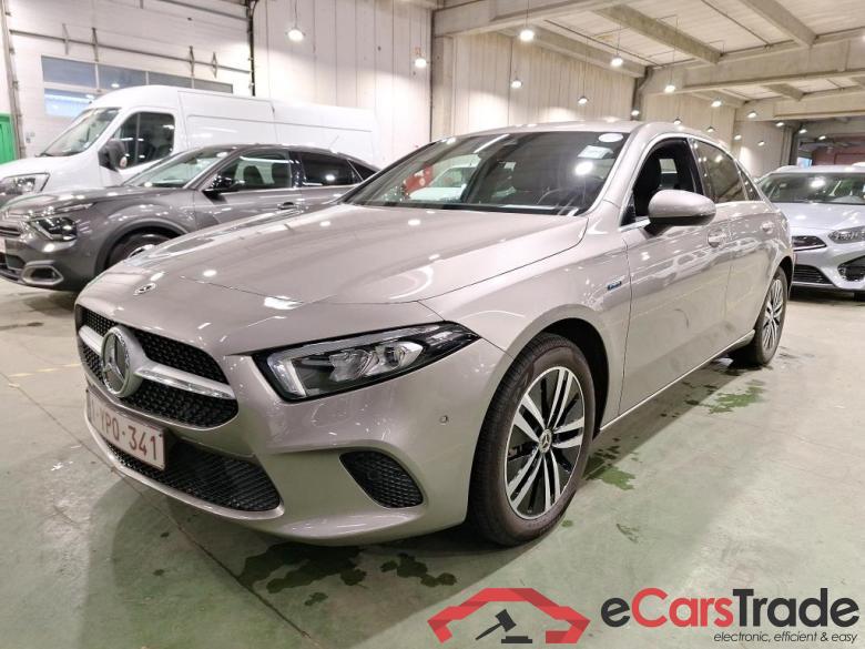 MERCEDES-BENZ A-CLASS LIMOUSINE 1.3 A 250 E BUSINESS SOLUTION DCT #1