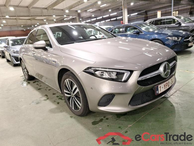MERCEDES-BENZ A-CLASS LIMOUSINE 1.3 A 250 E BUSINESS SOLUTION DCT #2