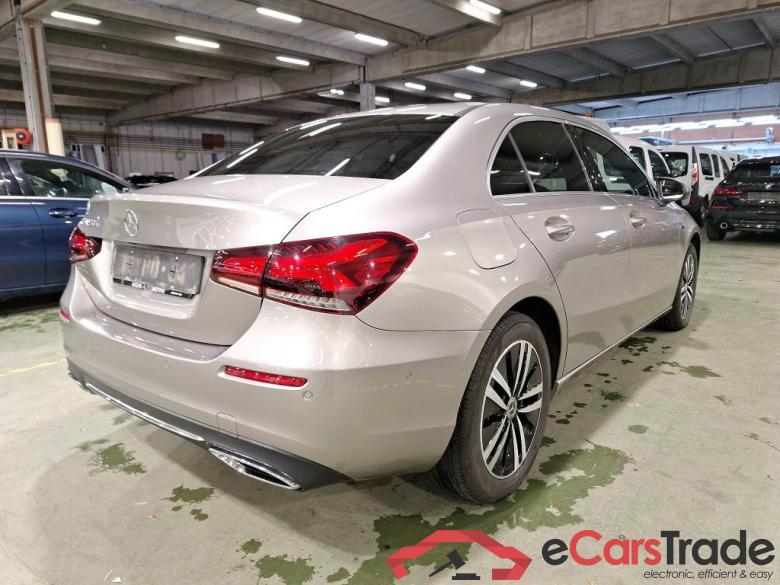 MERCEDES-BENZ A-CLASS LIMOUSINE 1.3 A 250 E BUSINESS SOLUTION DCT #4