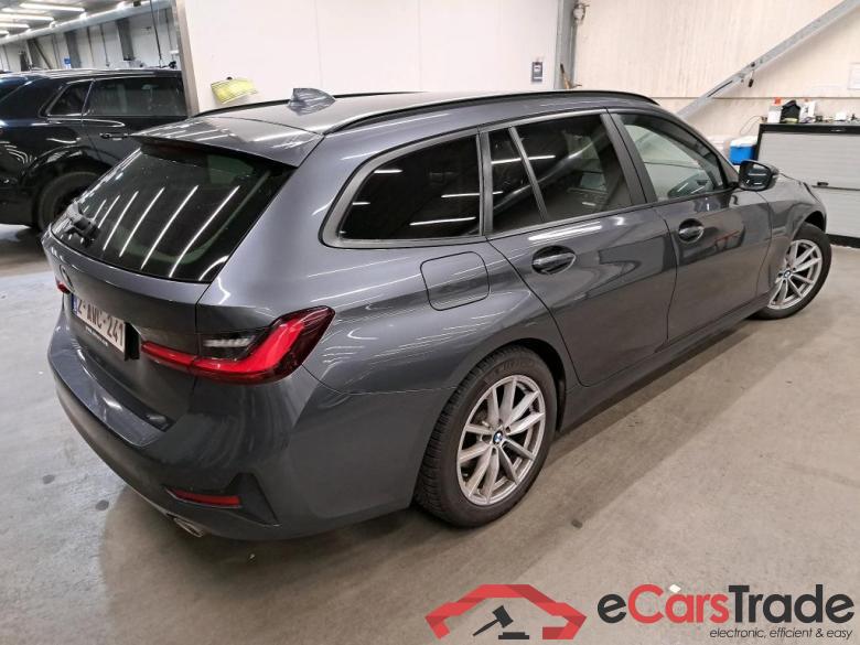 BMW - BMW 3 TOURING 316dA 122PK Business Edition With Sport Seats & Storage Pack & PDC Front & Rear #2