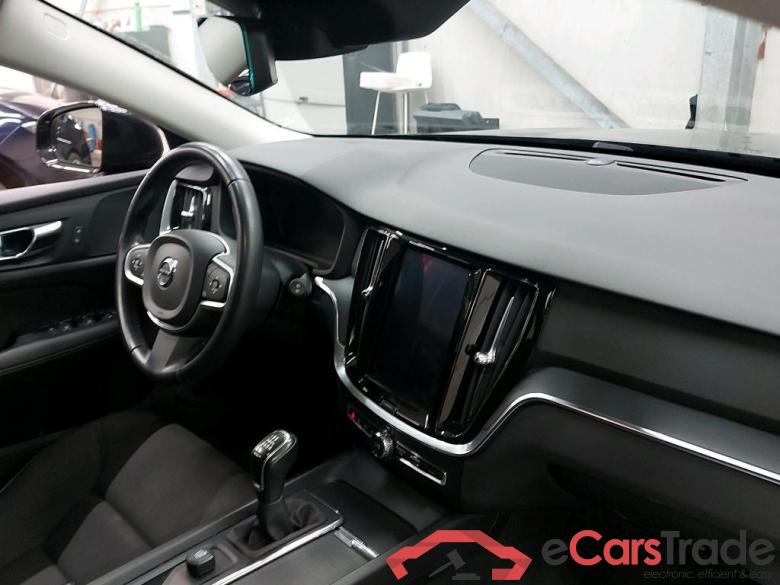 VOLVO - VOL V60 D3 150PK Pack Intellisafe Pro & Sensus Navigation & Park Assist Front & Rear #3