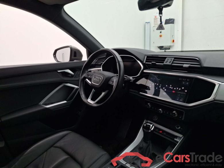 AUDI Q3 45 TFSIE S-TRONIC #3