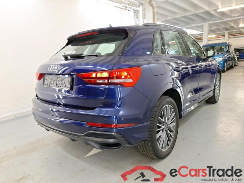 AUDI Q3 1.4 45 TFSI E S TRONIC S LINE #4