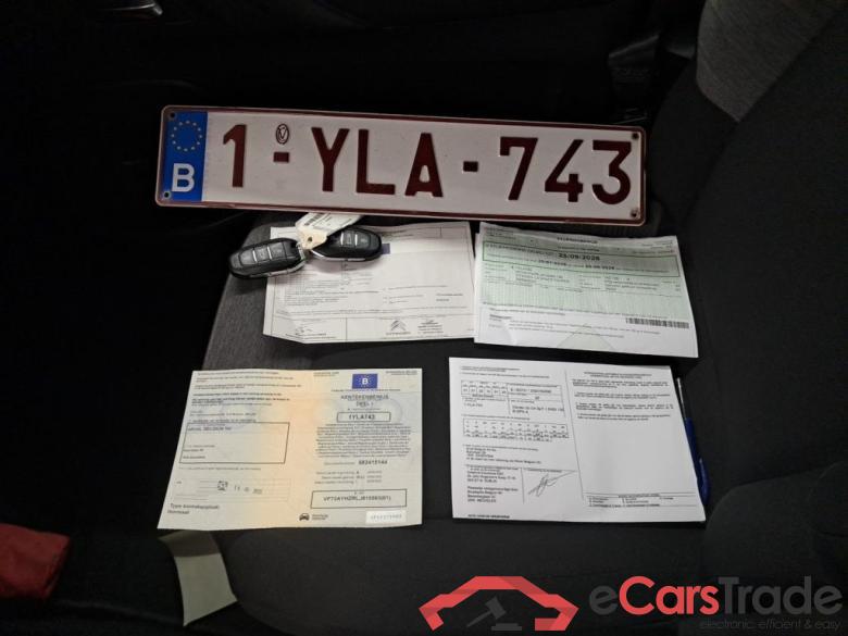 Citroën Grand C4 Spacetourer 1.5 BlueHDi 130 S&S EAT8 Business GPS 5d #4