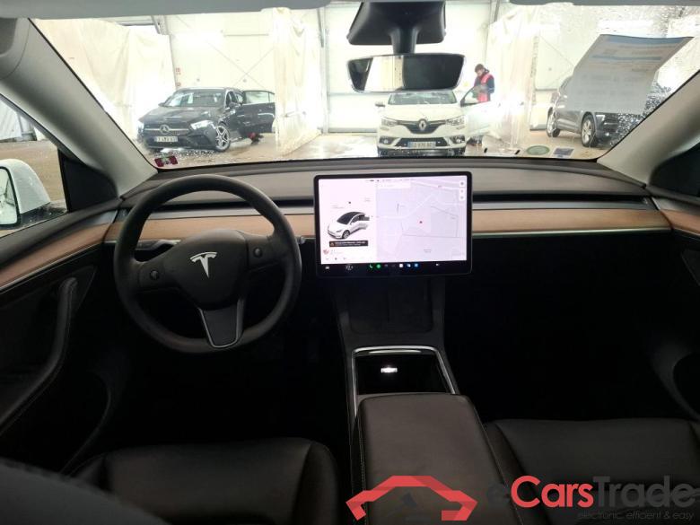 TESLA Model Y / 2020 / 5P / SUV Long Range Dual Motor AWD #6