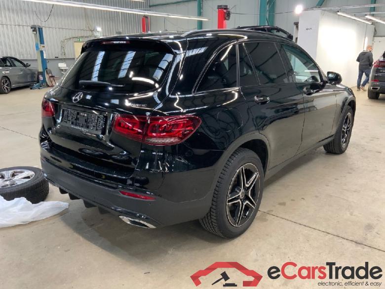 GLC -Klasse GLC 300 e 4Matic (253.953)AMG 2.0 AMG Line 235KW AT9 E6d #2