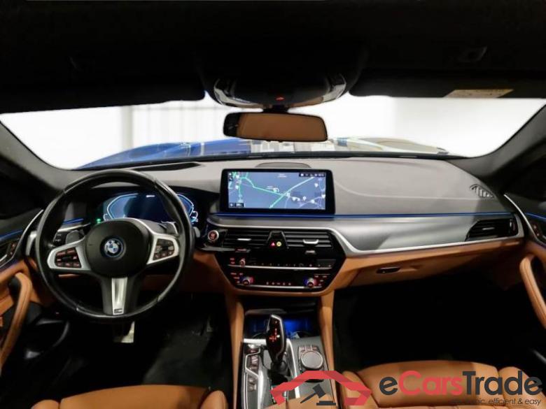 BMW SERIE 5 / 2020 / 5P / STATION WAGON 530E XDRIVE M SPORT AUTO TOURING #3