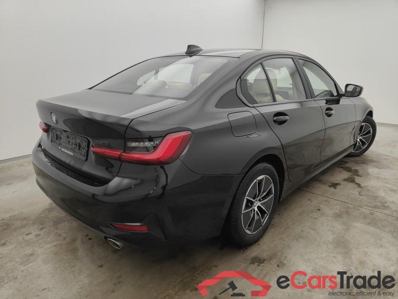 BMW 3 Reeks Berline 318dA (100 kW) 4d #2