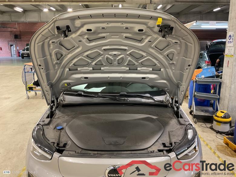 VOLVO XC40 BEV 70KWH RECHARGE CORE #6