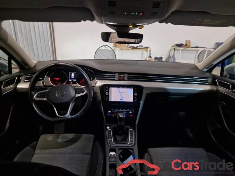 VOLKSWAGEN PASSAT / 2019 / 5P / STATION WAGON VAR. 2.0 TDI SCR EVO 110KW BUSINESS #3