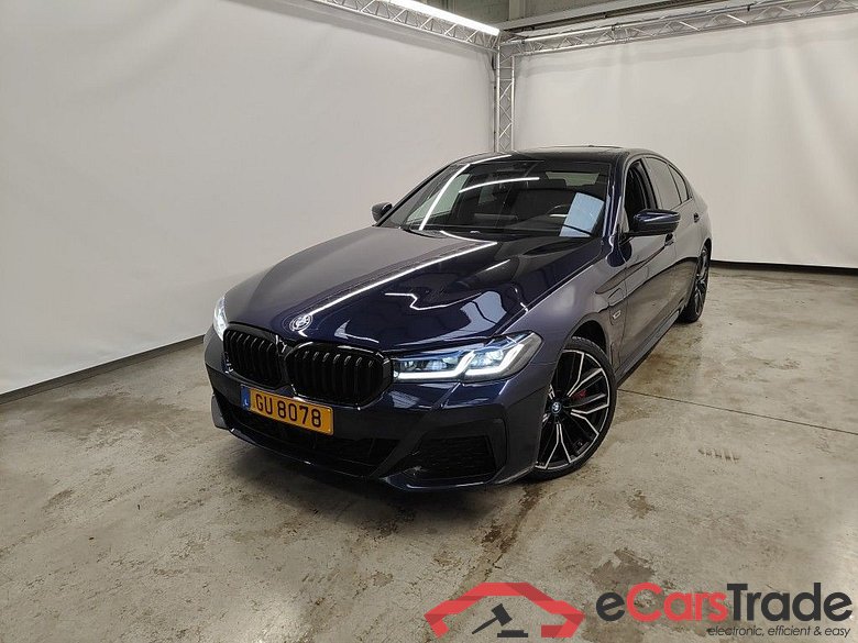 BMW 5 - 2020 545eXAS 286 PHEV 4d ///M-Sportkit (total options: 26,453 Ex.Vat)