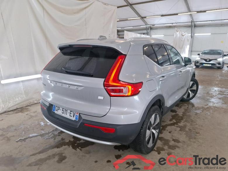 VOLVO XC40 / 2022 / 5P / SUV Recharge T5 262 DCT7 Plus #3