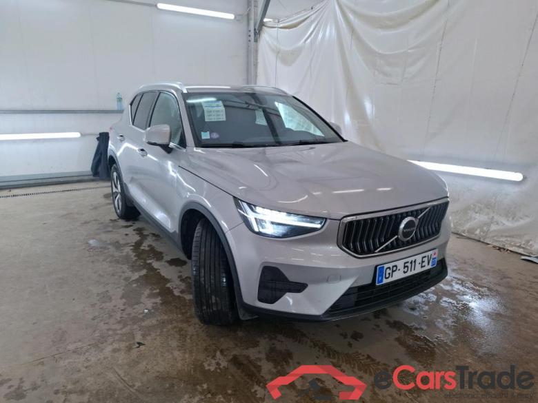 VOLVO XC40 / 2022 / 5P / SUV Recharge T5 262 DCT7 Plus #4