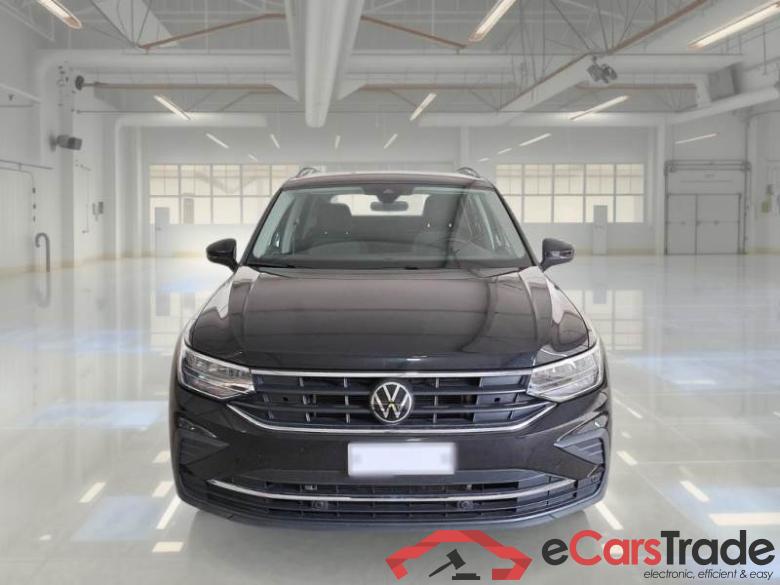 VOLKSWAGEN TIGUAN / 2020 / 5P / SUV 2.0 TDI SCR 110KW LIFE DSG #6