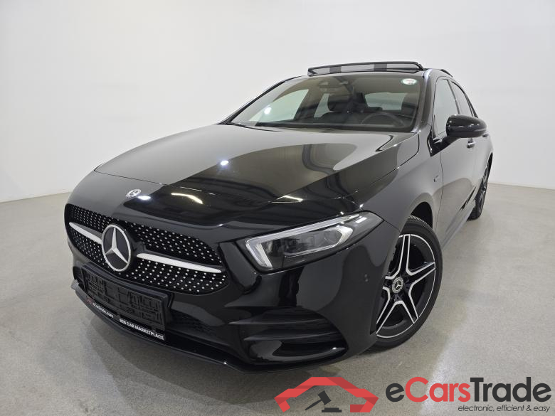 Mercedes A 250e Plug-In Hybrid Limo AMG Night Aut. Pano LED-MultiBeam Widescreen Burmester Ambient Navi 1/2 Sport-Leather-Alcantara KeylessGo Camera Klima PDC ...