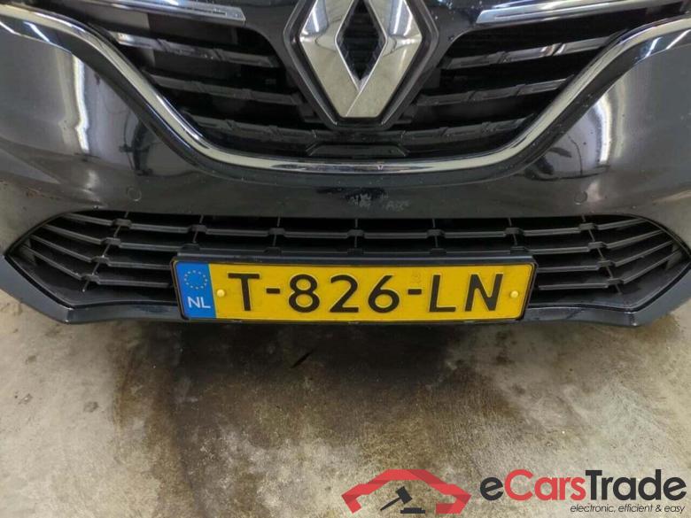 RENAULT Mégane Estate 1.3 TCe140 Equilibre #4