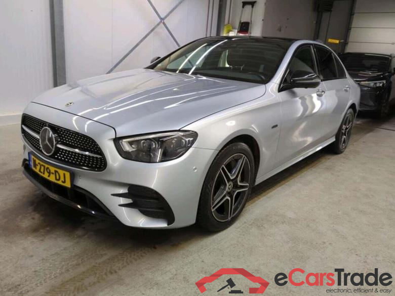 MERCEDES-BENZ E-klasse 300 de Bns Sol. AMG