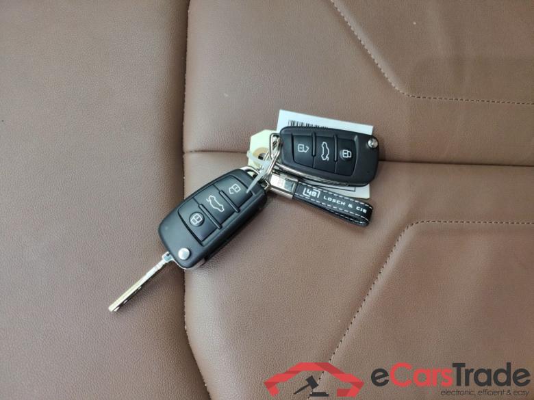 AUDI Q3 DIESEL - 2020 40 TDi 200hp Quattro S line S tronic 5d #4