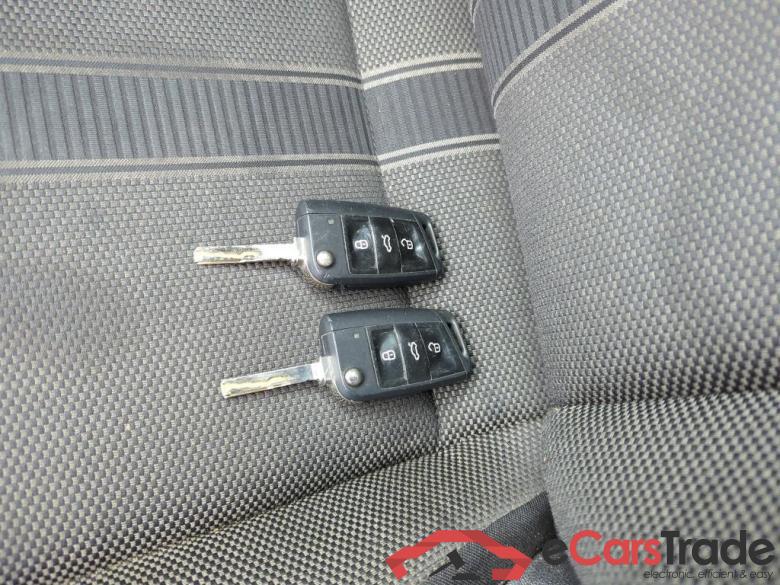 VOLKSWAGEN T-Roc 85 kW #6