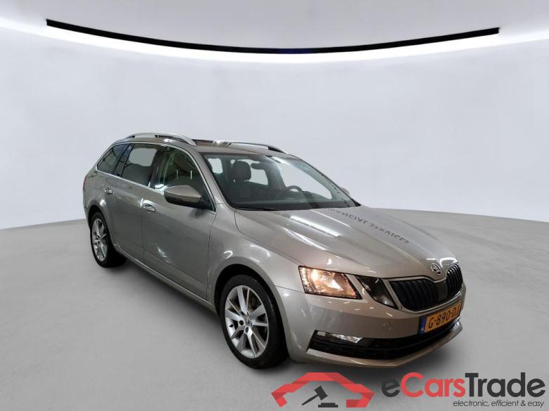SKODA Octavia Combi 85 kW #4