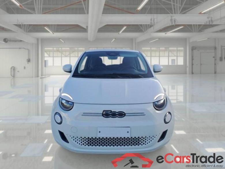 FIAT 500 / 2020 / 3P / Berlina Elettrica Action #6