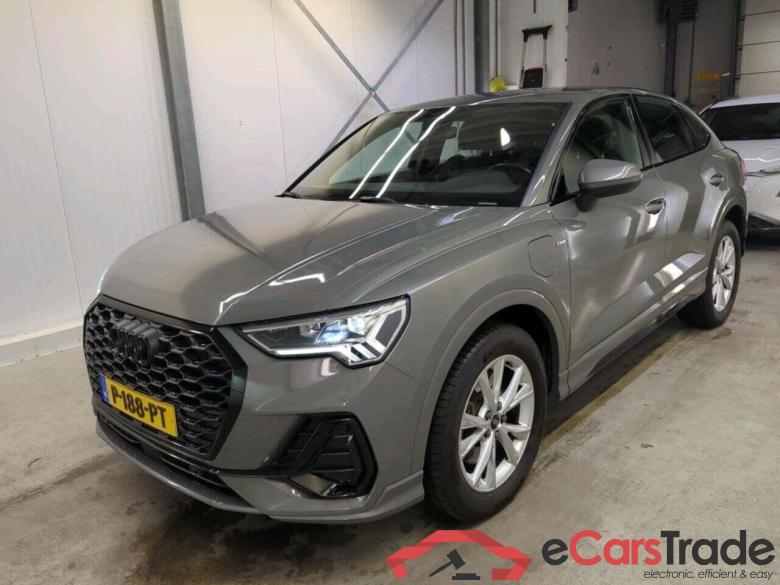 AUDI Q3 Sportback 45 TFSI e S Edition #1