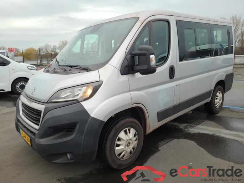 PEUGEOT Boxer Combi **GEEN REST BPM** 2.2 BlueHDi 140 330 L1H1 Combi Premium P 4D 103kW