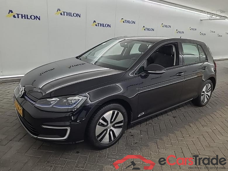VOLKSWAGEN GOLF e-Golf auto 5D 100kW