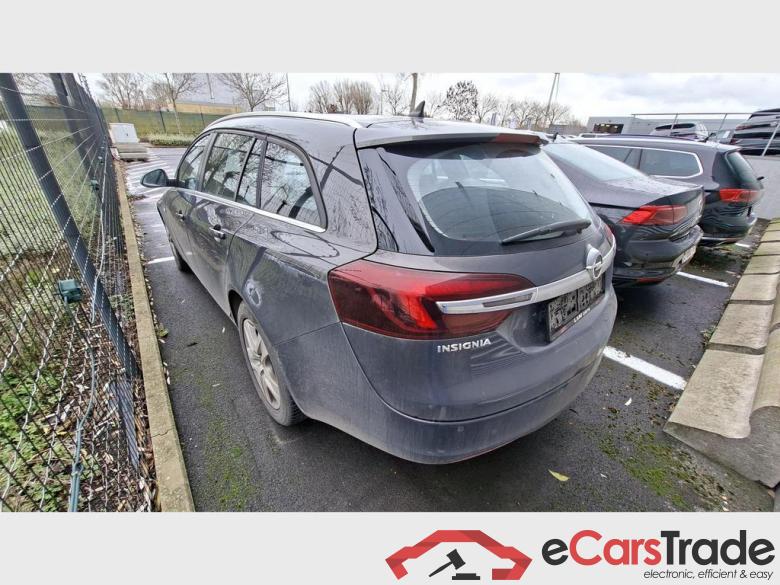 Opel Insignia Sports Tourer SW #3