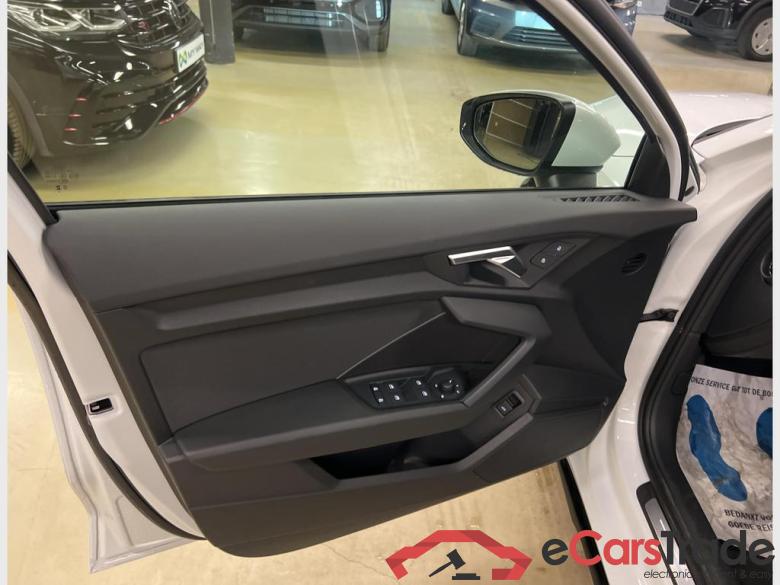 AUDI A3 Sportback Sportback 30 TFSI S line S tronic #2