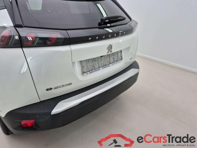 PEUGEOT E-2008 EV GT PACK 50 KWH #6
